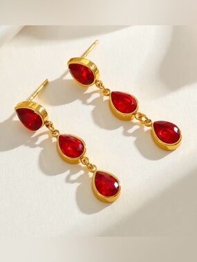Red Teardrop Crystal Drop Earrings – 18K Gold Plated Statement Earrings